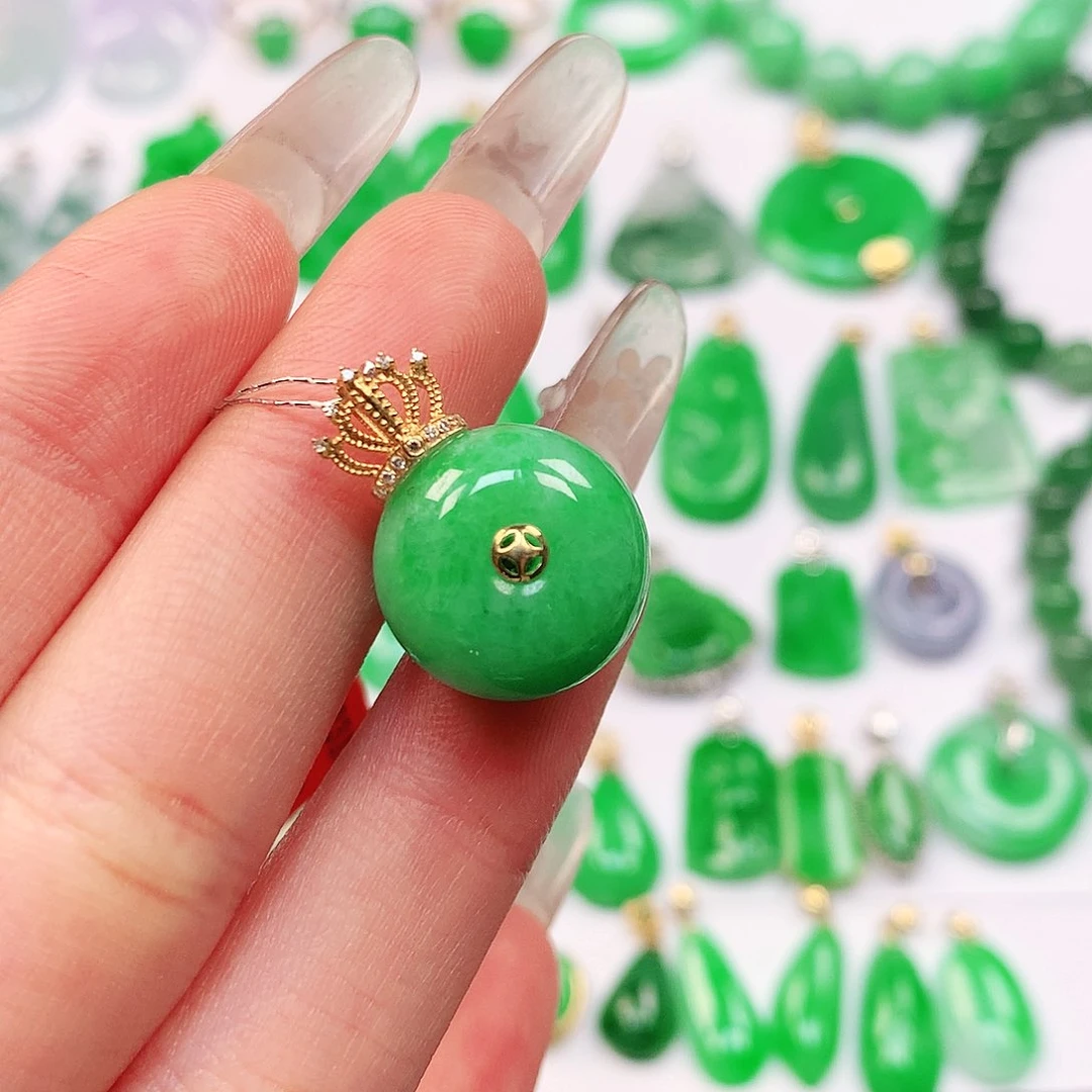 吊坠(不含链)18K金镶嵌翡翠