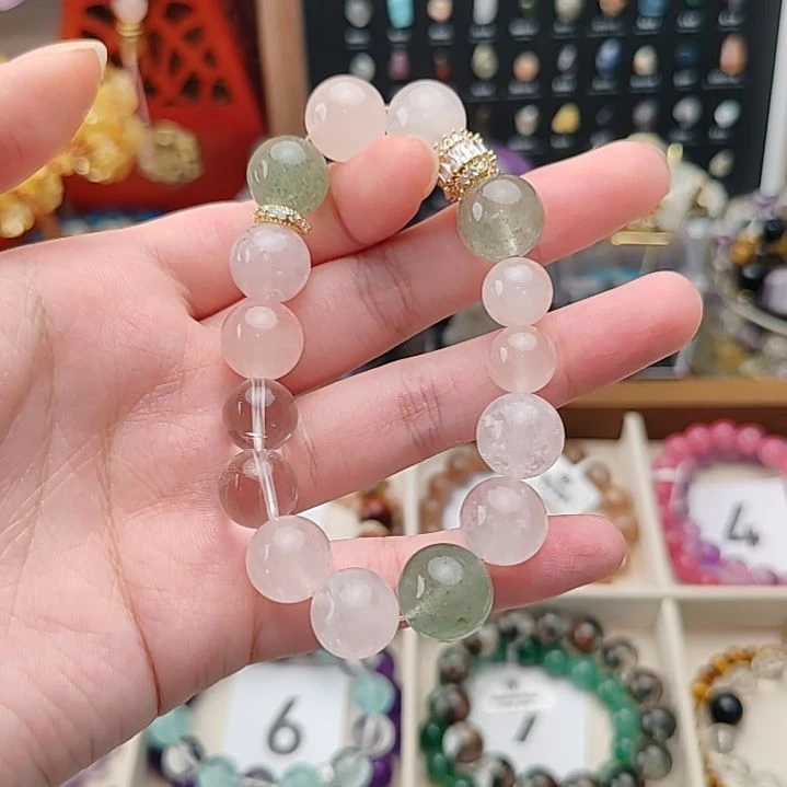 未镶嵌手链水晶精品粉晶搭配绿草莓