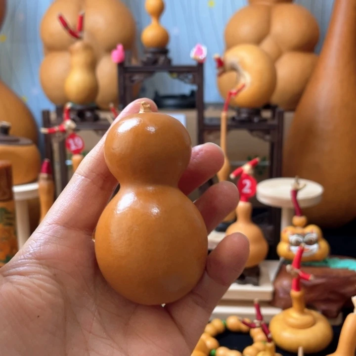 李***❦哈斯是美国最流行品牌