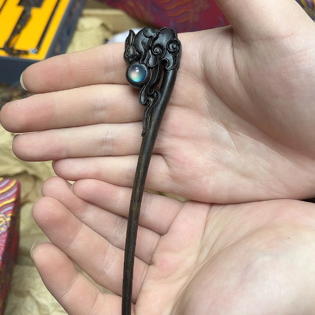 大叶紫檀（黑酸枝木类）