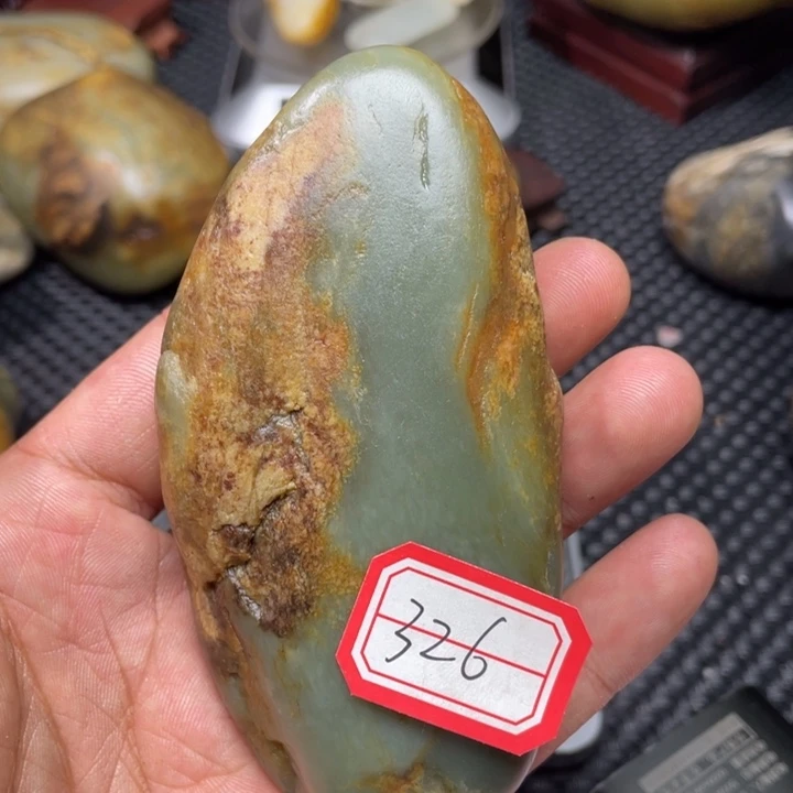 颈饰未镶嵌和田玉326