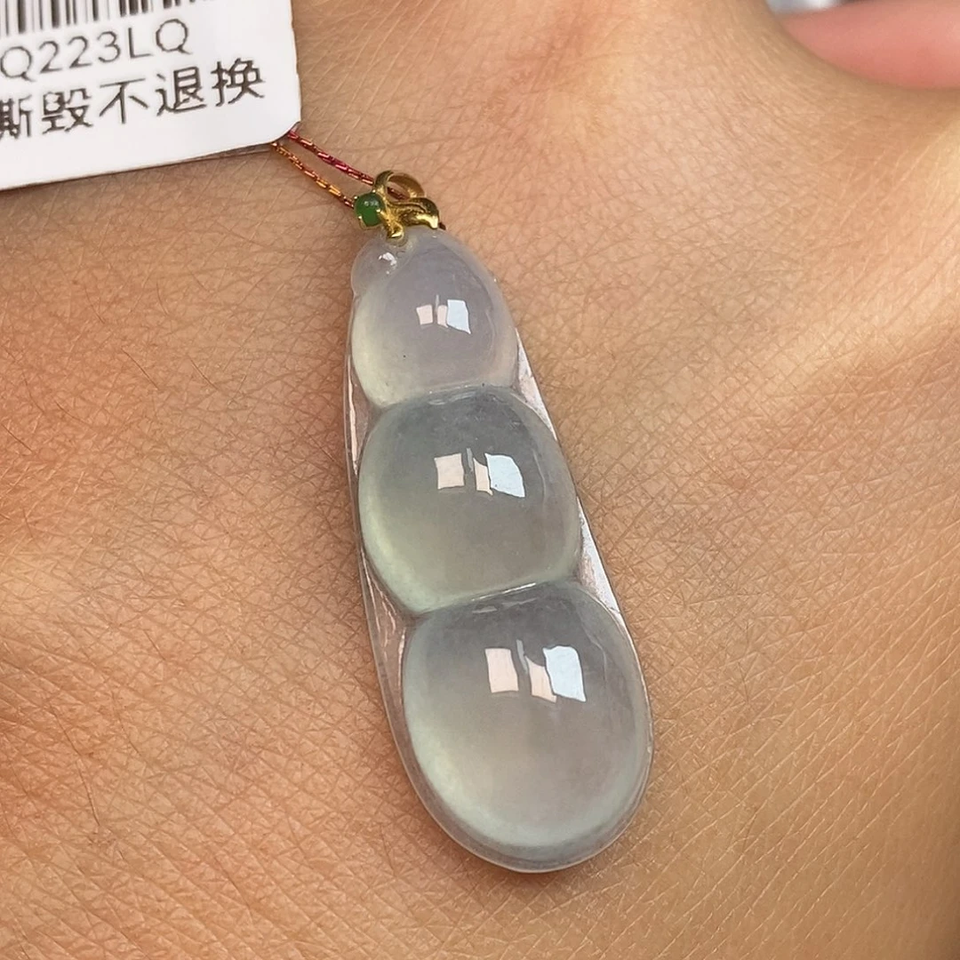 翡翠18K金镶嵌颈饰豆子