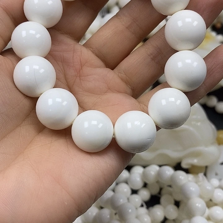 袁***平香榧木花梨木，1.6单圈