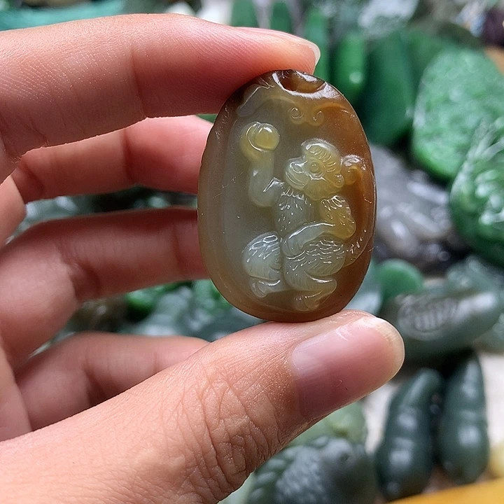 颈饰未镶嵌和田玉