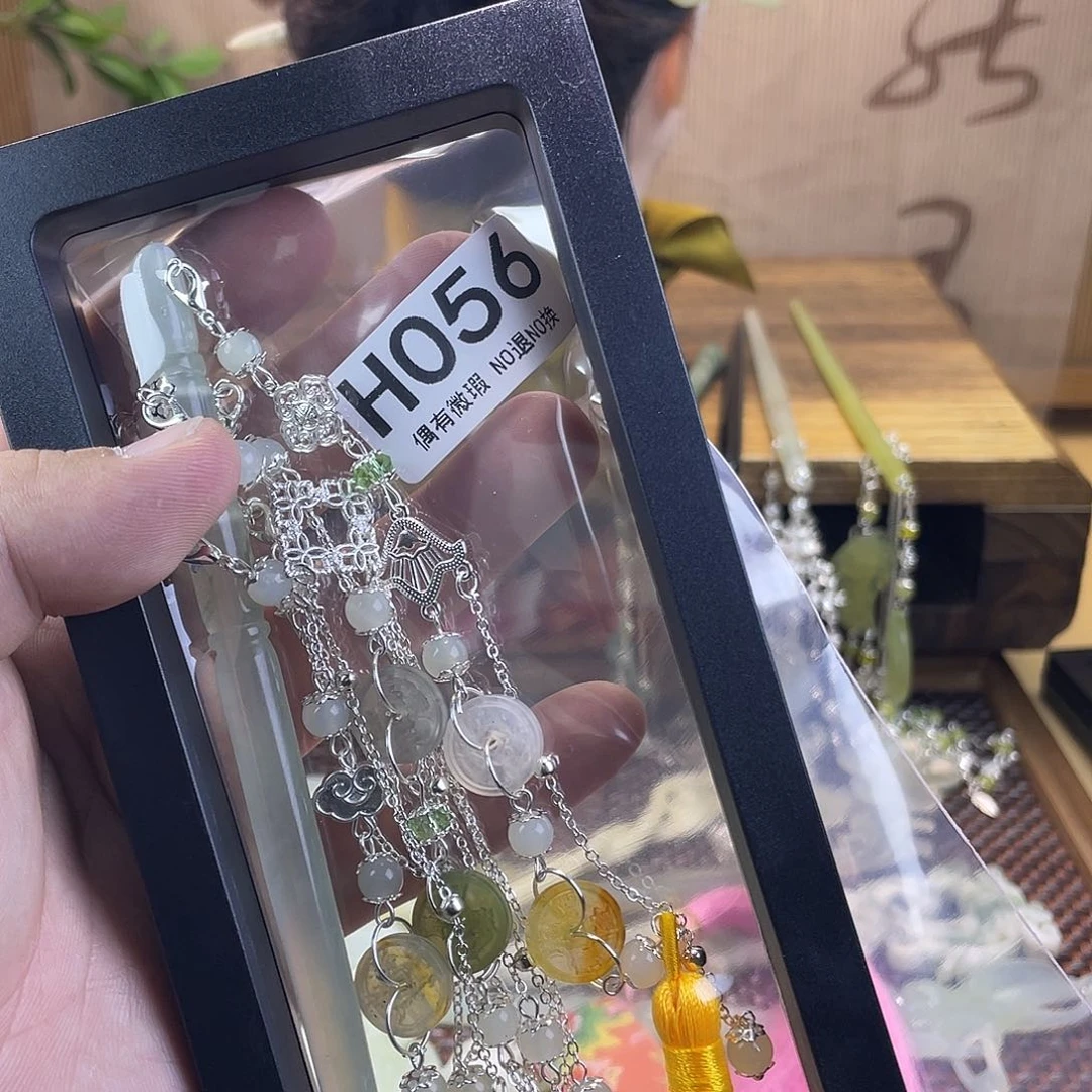 蛇纹石玉未镶嵌发饰安****鱼