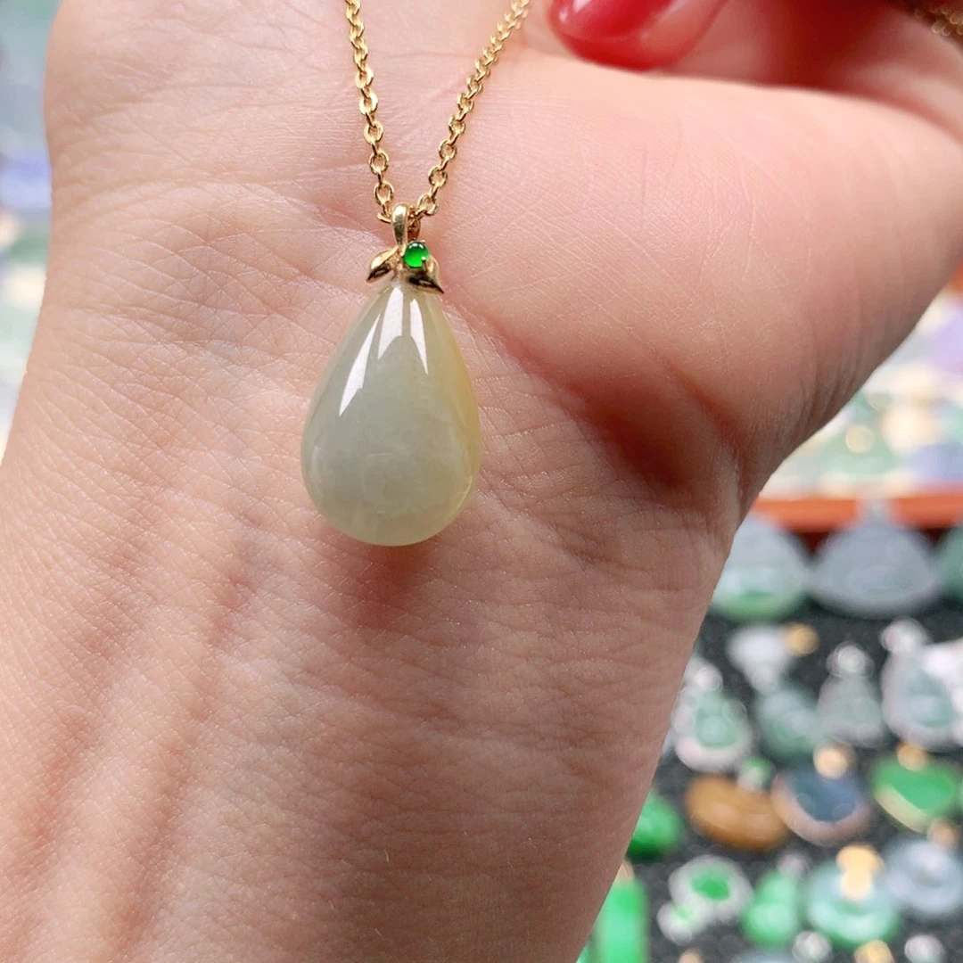 翡翠18K金镶嵌吊坠(不含链)