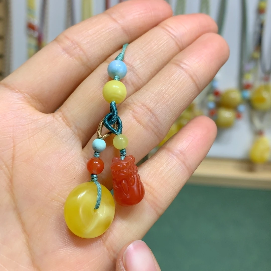 蜜蜡裸石未镶嵌手机挂