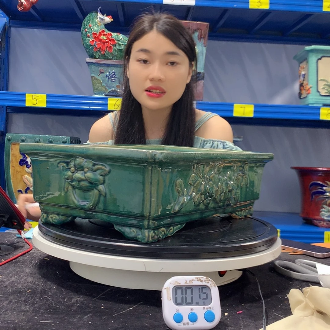 松**。石湾盆石湾盆石湾盆