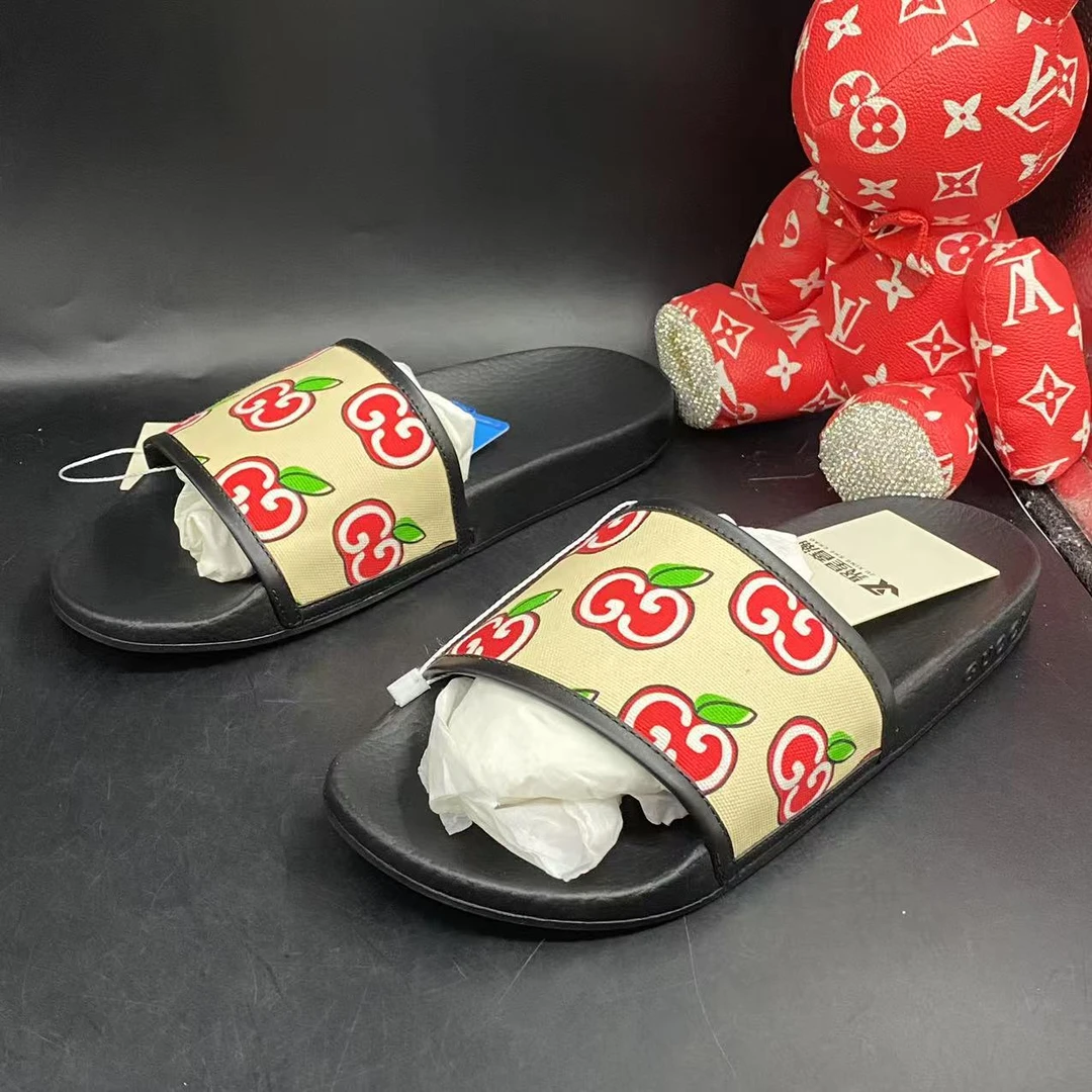99新 GUCCI/古驰 夏季休闲时尚黑色樱桃一字拖鞋39欧码ddm2260
