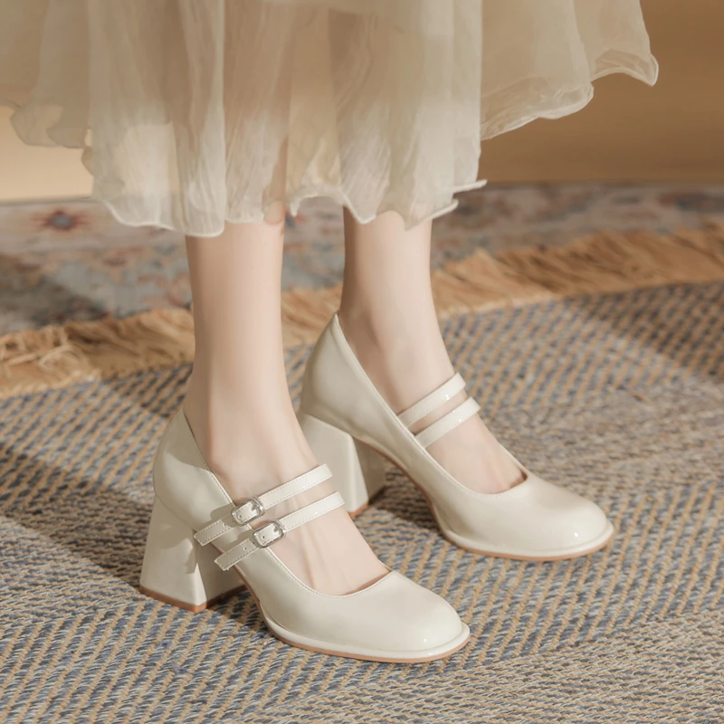 粗跟百搭方头高跟鞋一字式扣带夏季法式配裙子浅口单鞋女2025新款