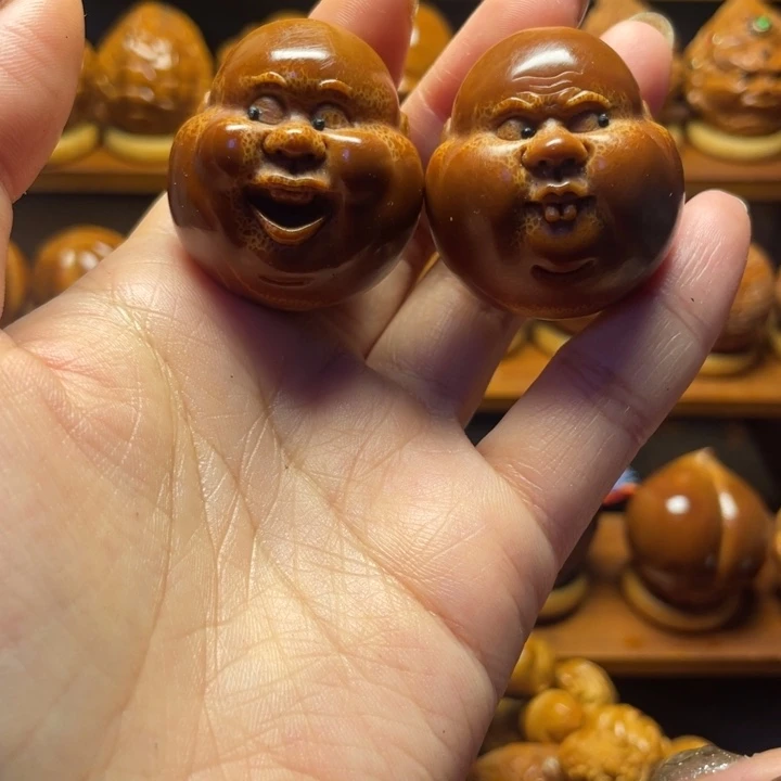 把件橄榄核百态一对