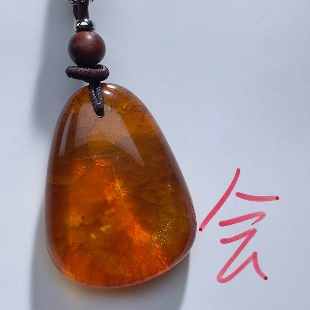 定制琥珀未镶嵌蜜蜡