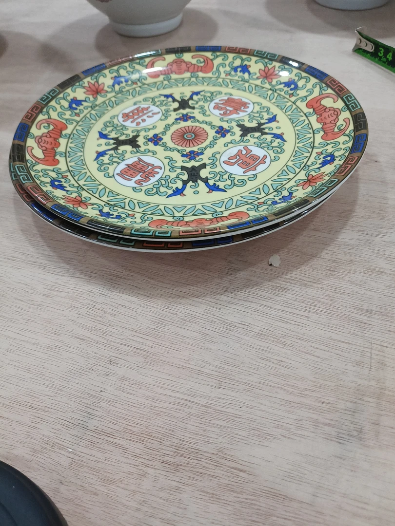 釉中彩盘子19.5cm