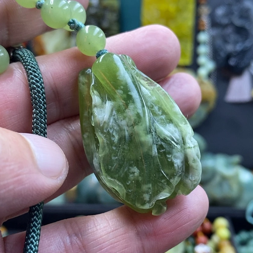 【闪购商品】未镶嵌蛇纹石玉吊坠