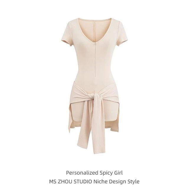 辣妹风性感V领拉链半开襟腰部绑带两件套弹力紧身长袖连体衣短裤