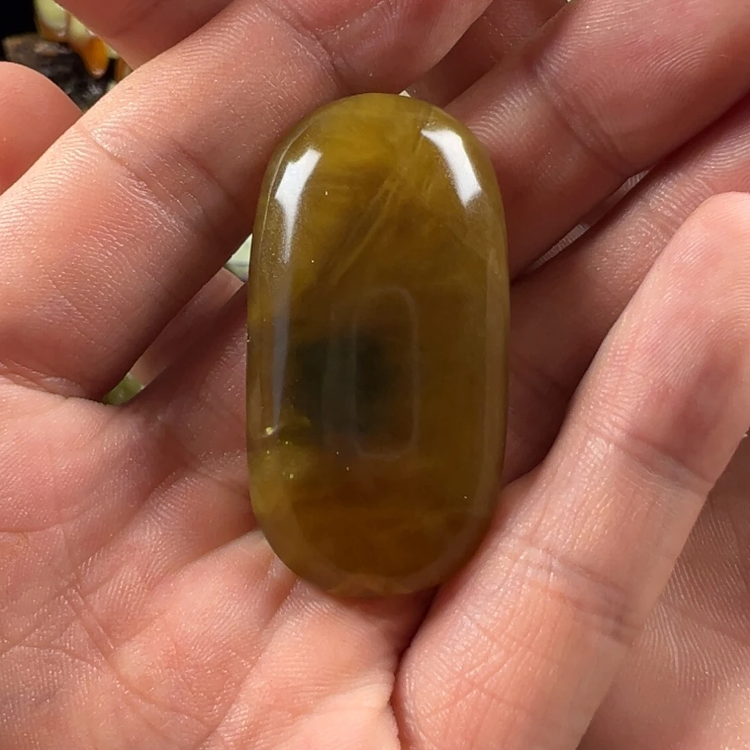 蛇纹石玉未镶嵌天然岫玉手把件