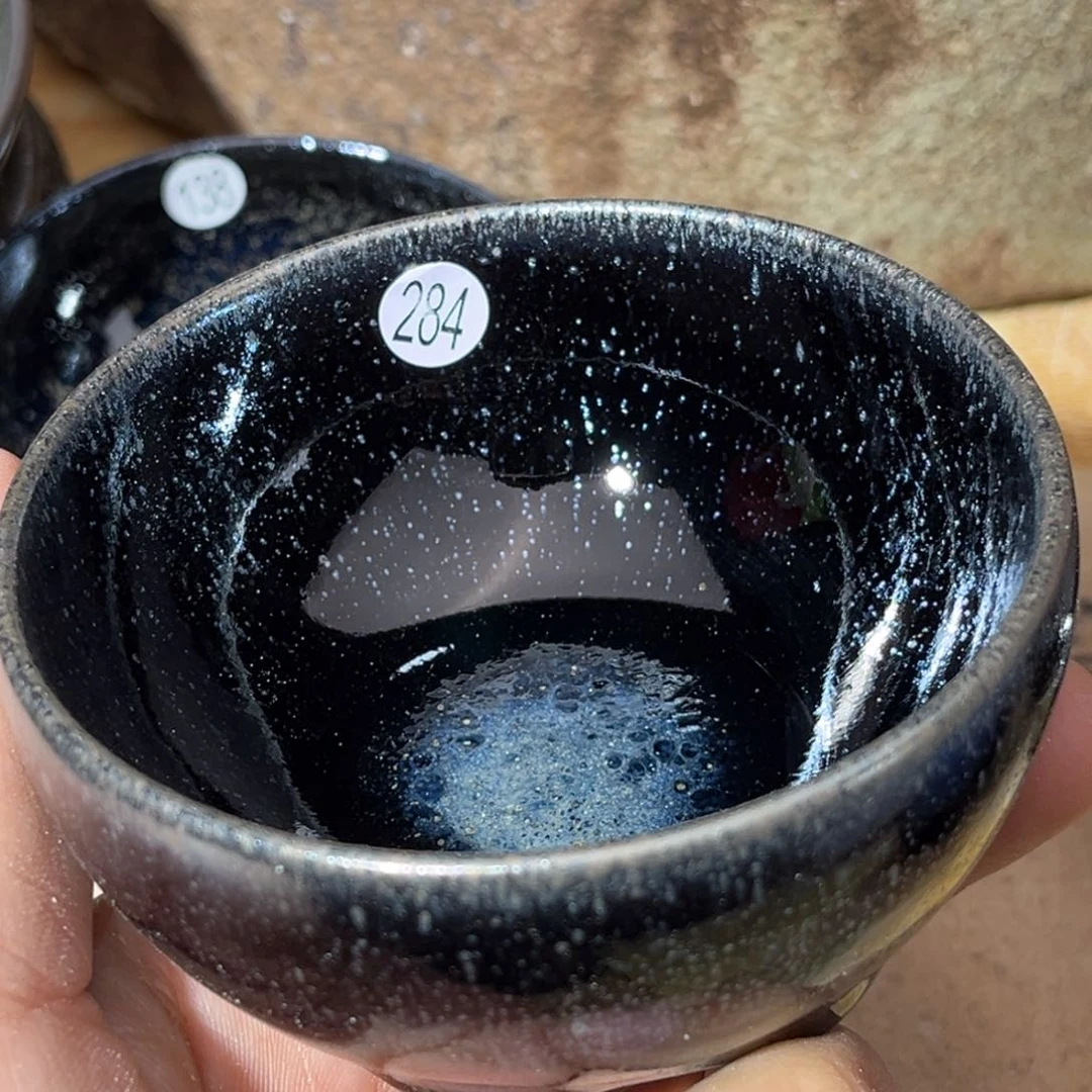 茶盏义兴龙窑坚持真柴烧