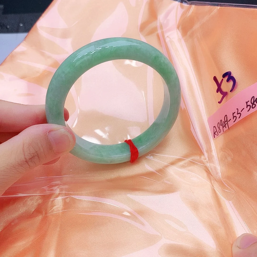 未镶嵌手镯翡翠翡翠