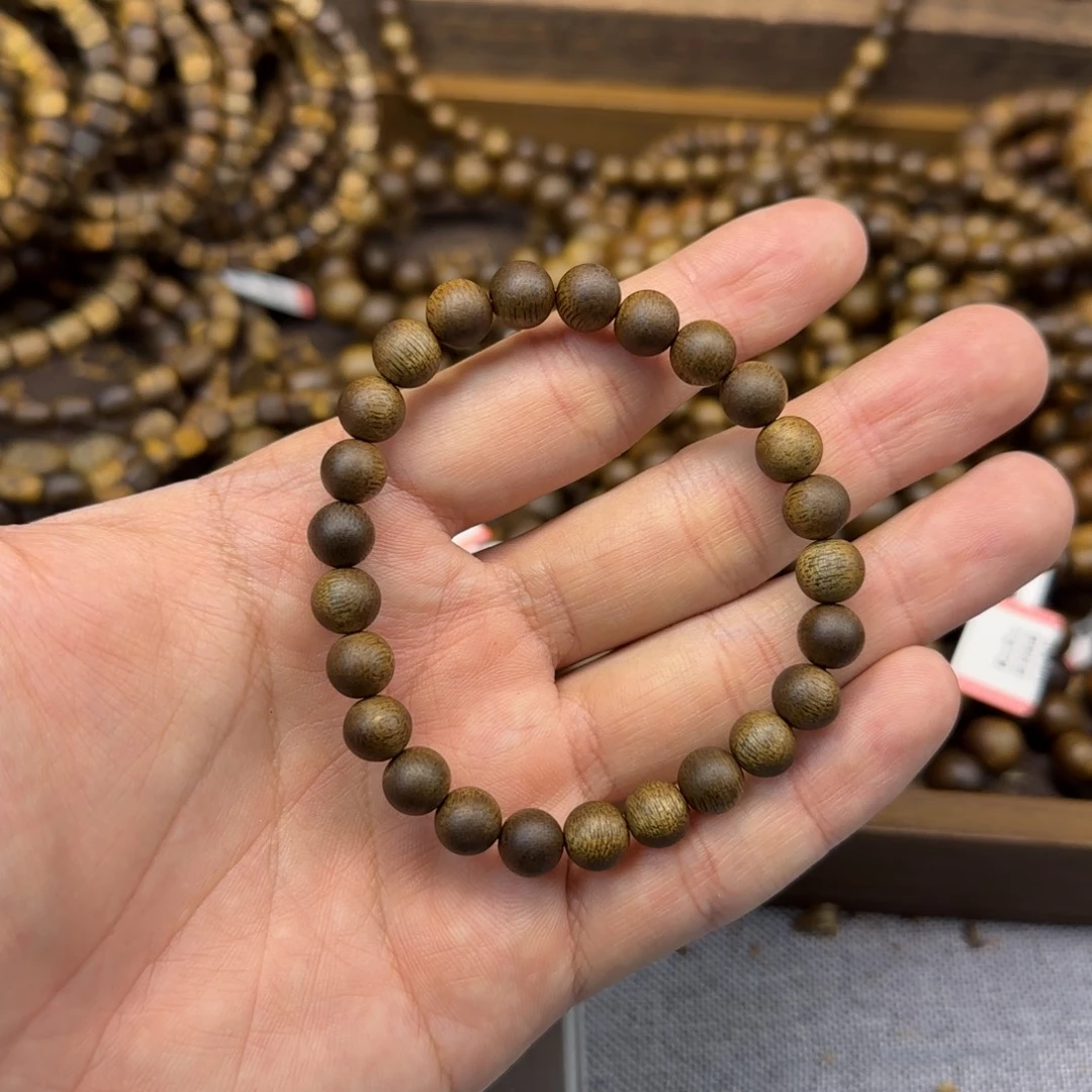 沉香碎屑沉香08圆珠海南莺歌绿99沉