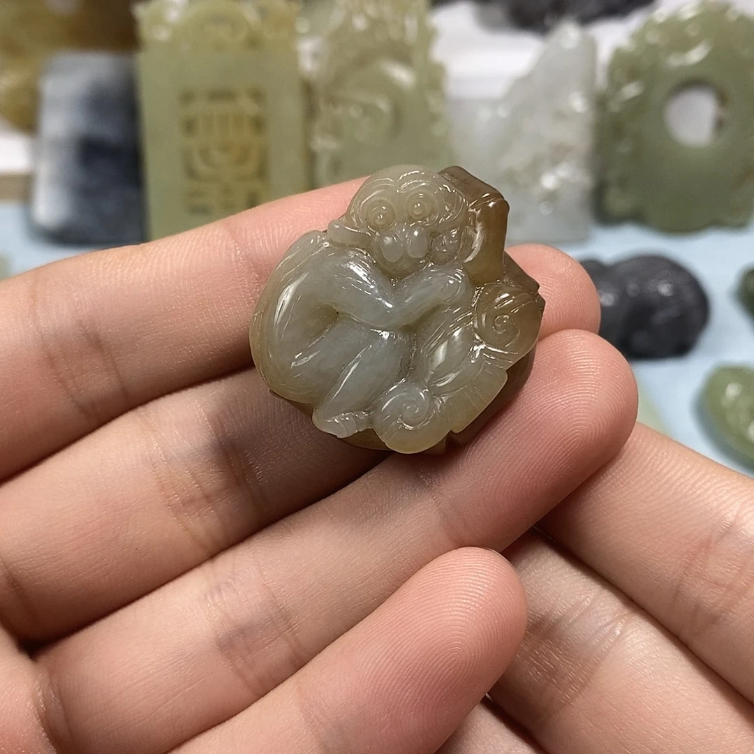 和田玉未镶嵌挂件