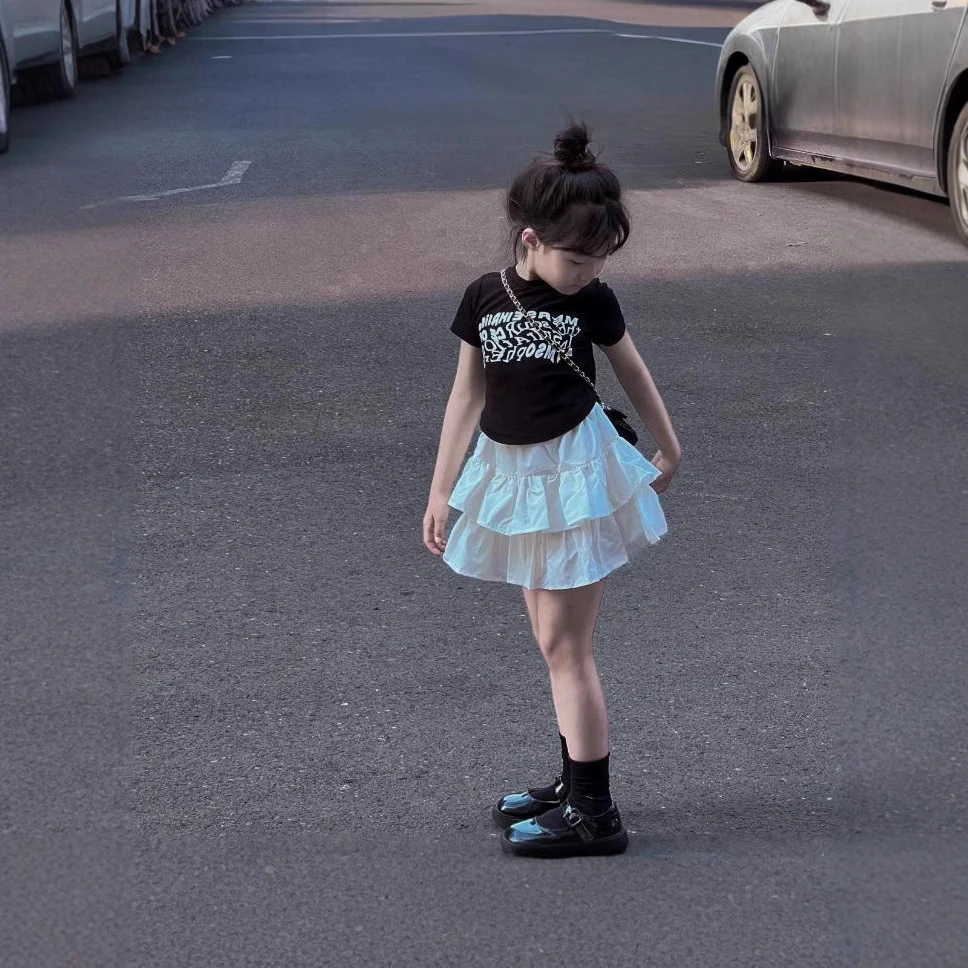 女童短袖t恤夏装套装2025新款洋气时髦黑色棉上衣蛋糕裙两件套