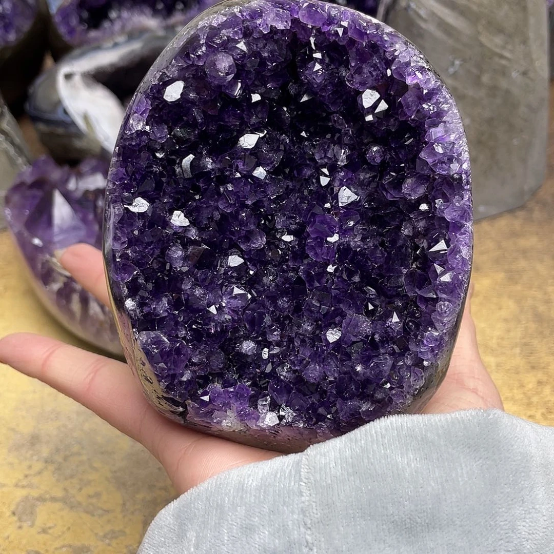 紫晶大型摆件（非配饰）未镶嵌