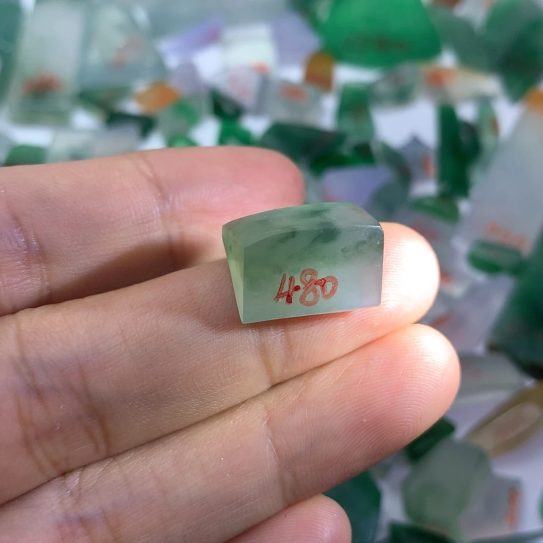 定制翡翠未镶嵌天然翡翠