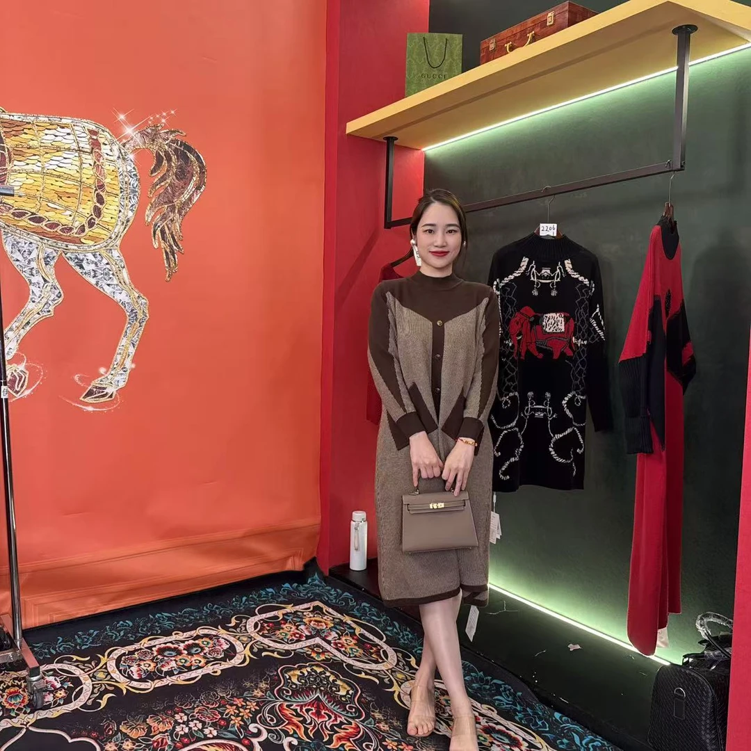 1226 修身多宝大码气质减龄长款A字裙子秋冬季女装连衣裙女