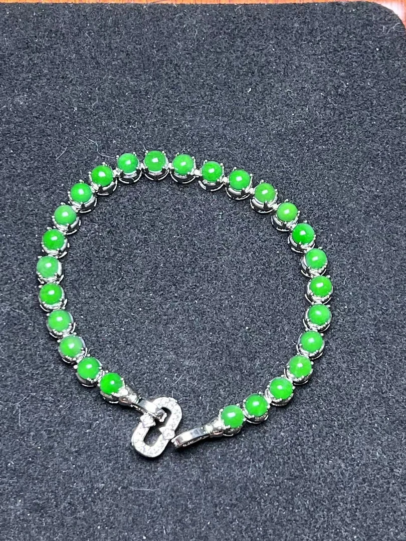 天然A货翡翠绿蛋面手链多样性发货0819673625（Z186）