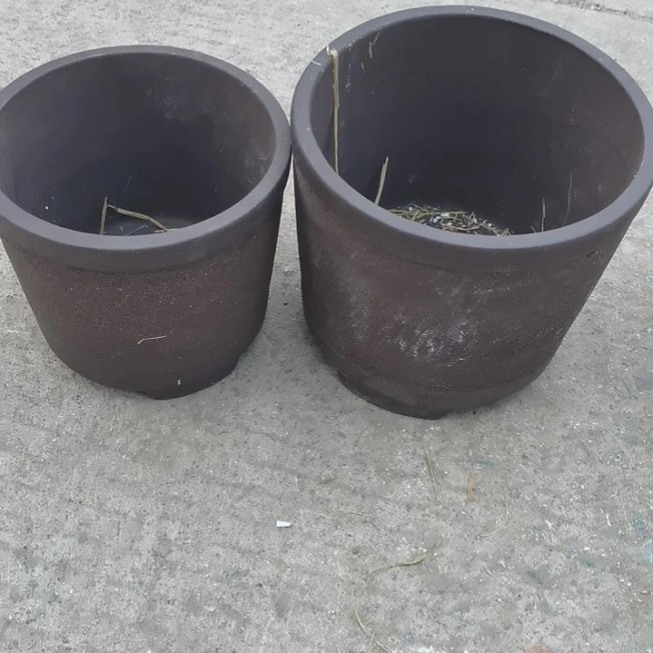 红陶瑕疵两个盆子