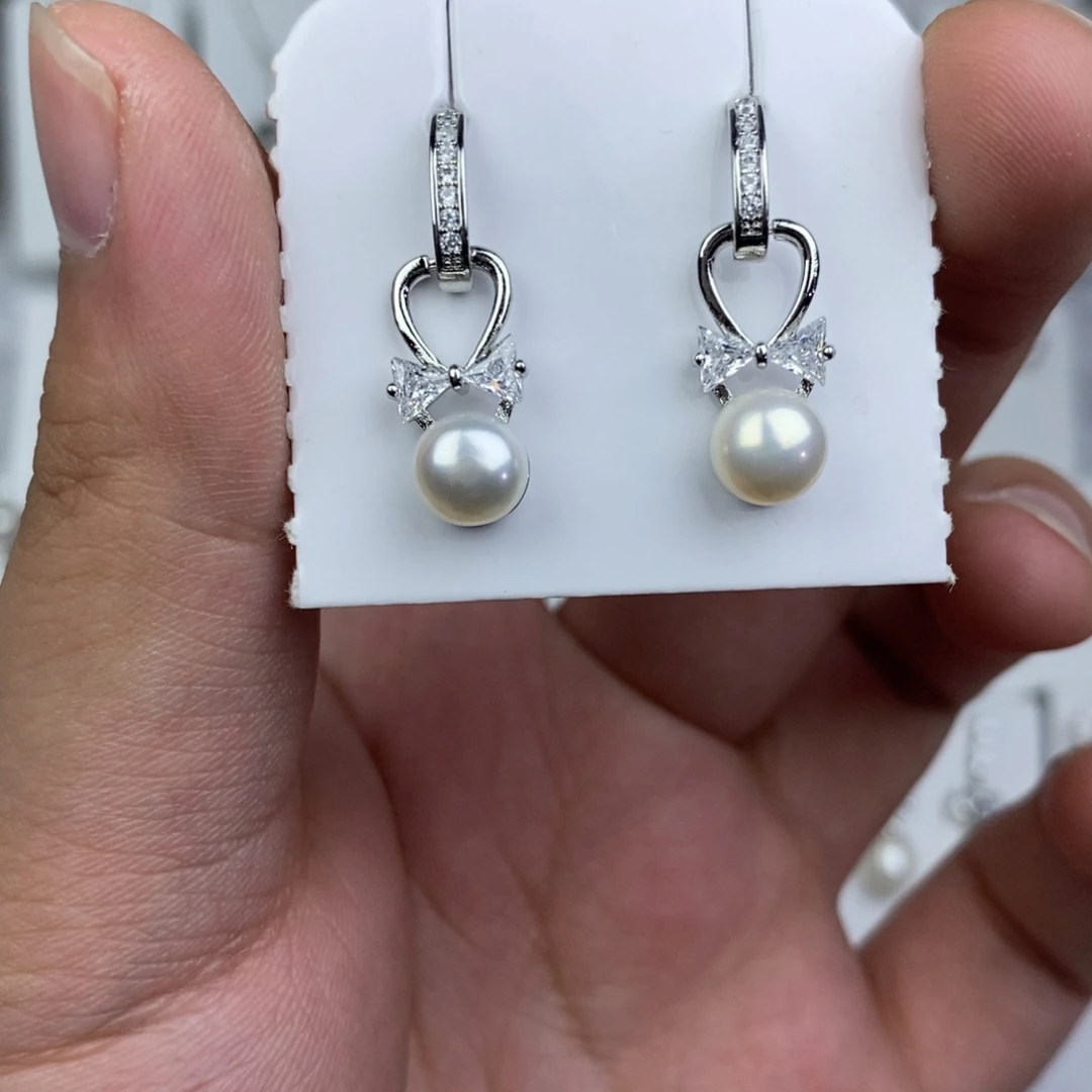 未镶嵌淡水珍珠耳饰