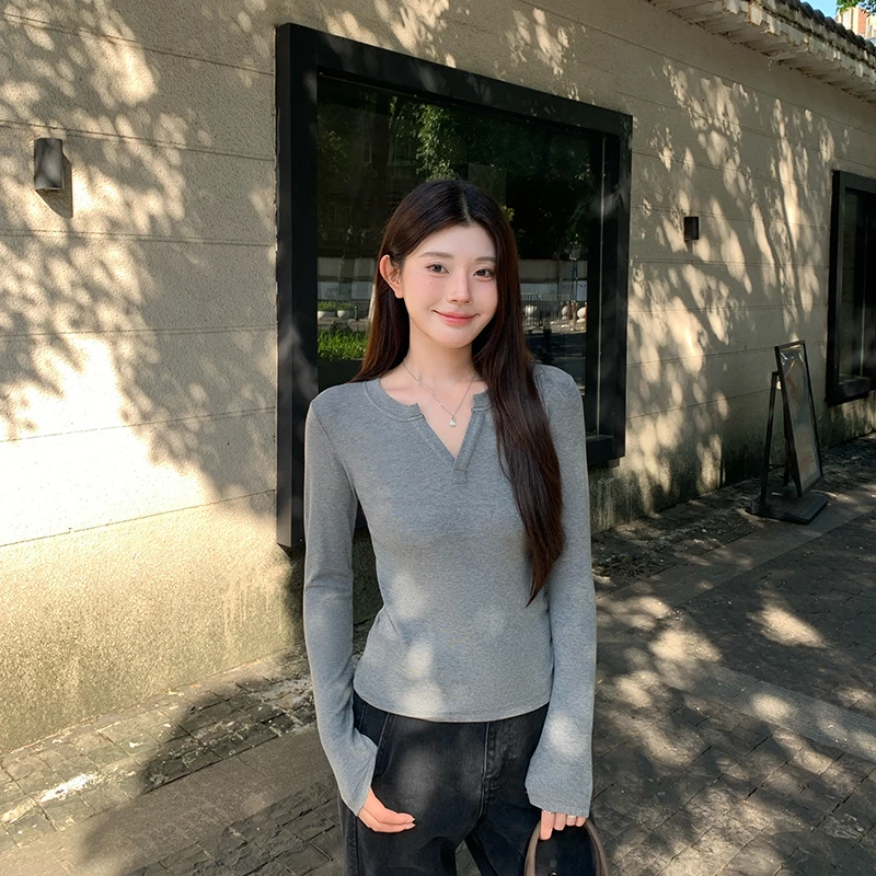黑色v领长袖T恤女春秋季内搭打底小衫修身显瘦百搭上衣打底衫