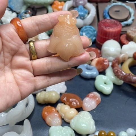 合金石英质玉（黄龙玉）手链屈***干