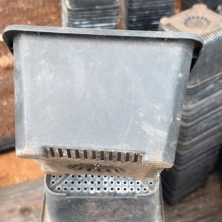 塑料口径15.5 高度11.5 黑方一组10个