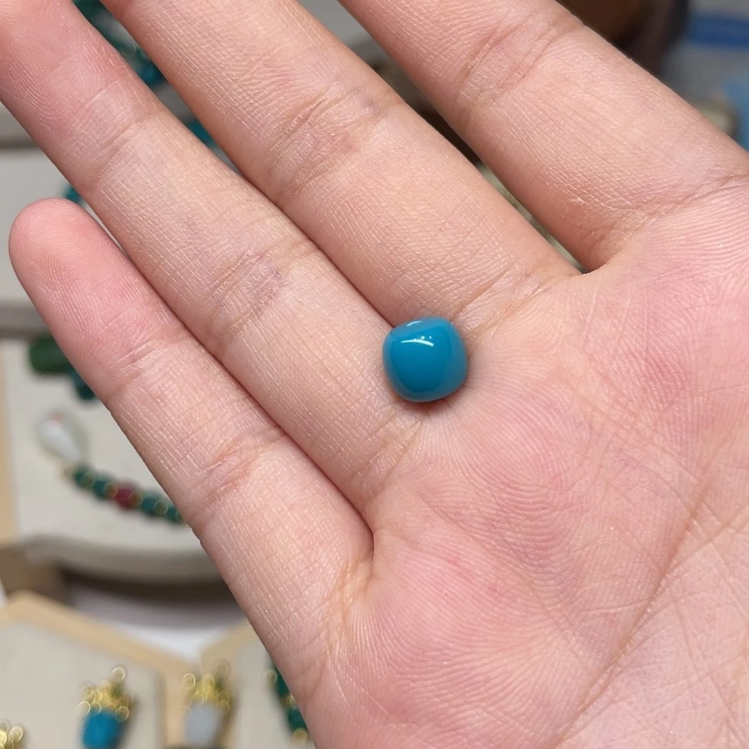 天蓝直切7选6配饰