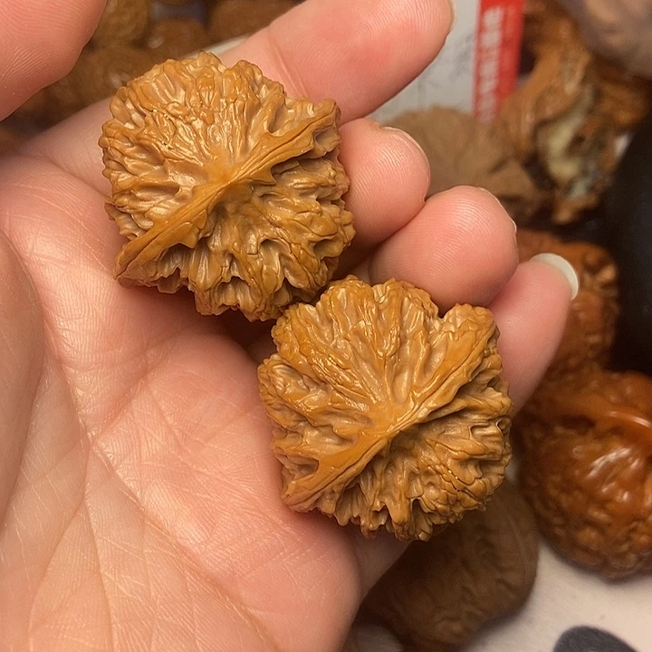 文玩核桃把件苹果37