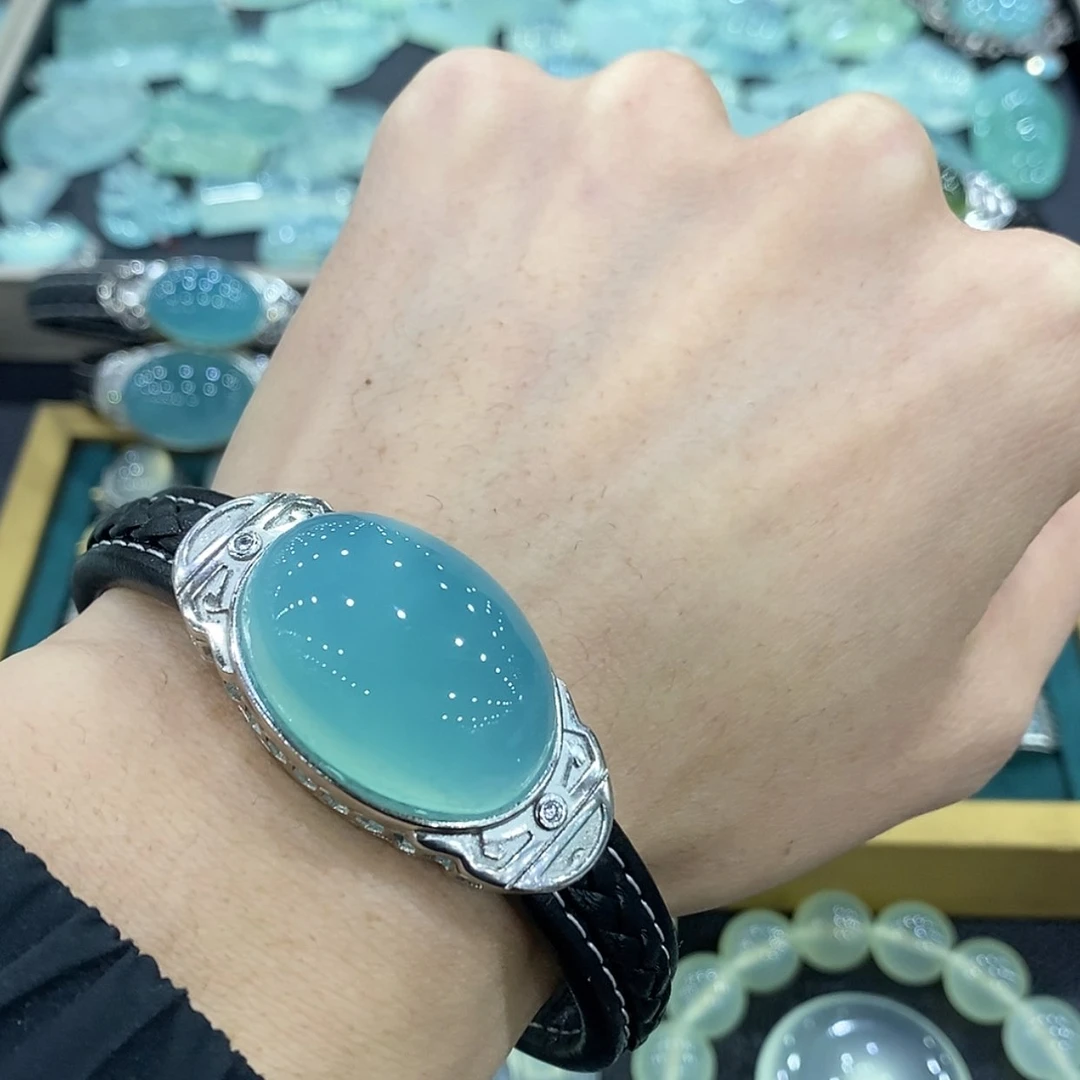 【闪购商品】银S925镶嵌蛇纹石玉手牌