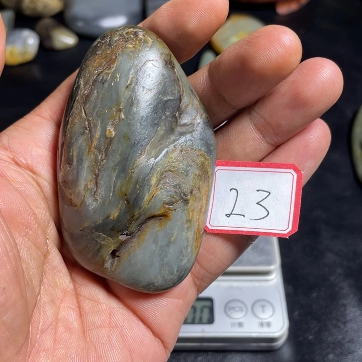 和田玉未镶嵌颈饰23