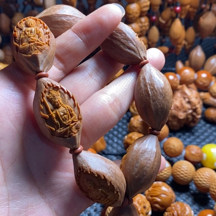 吊坠橄榄核包衣八大菩萨