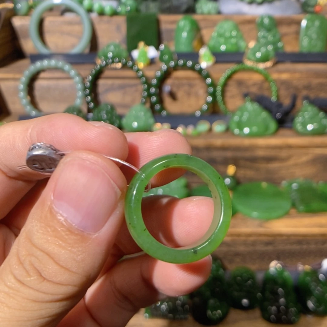 【闪购商品】和田玉未镶嵌吊坠(不含链)乌兰海碧玉戒圈 18