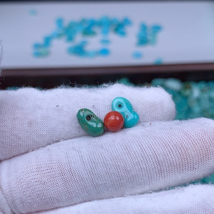 小***新南红玛瑙未镶嵌珠宝奇石