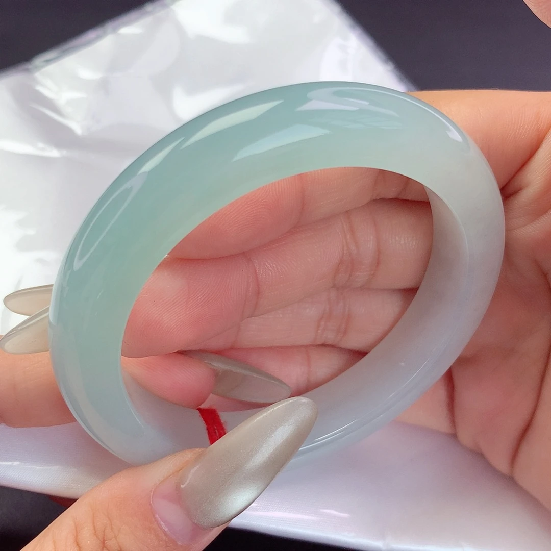 【闪购商品】翡翠手镯未镶嵌a 178166