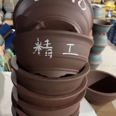 100-8。    23-10。