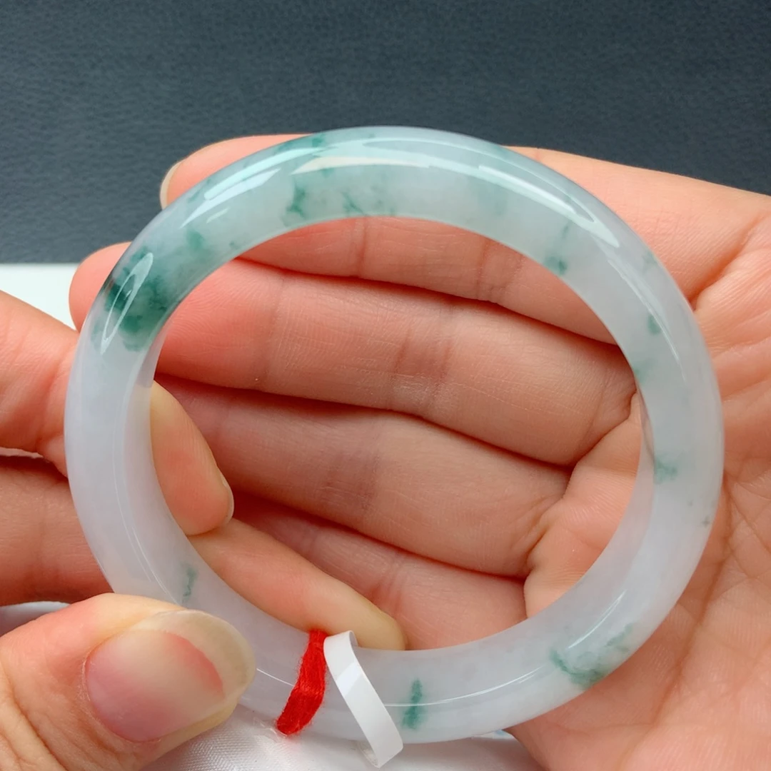 未镶嵌手镯翡翠52圈