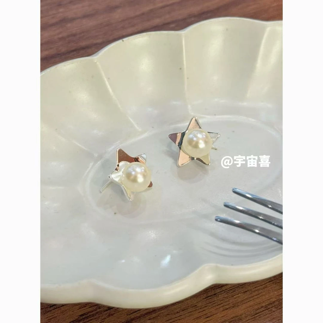 铜合金仿珍珠耳饰 T1-044【金属曲面五角星奶黄贝珠鱼钩耳钉】