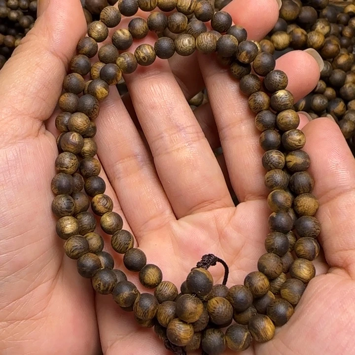 沉香手串海南白棋留疤06手串