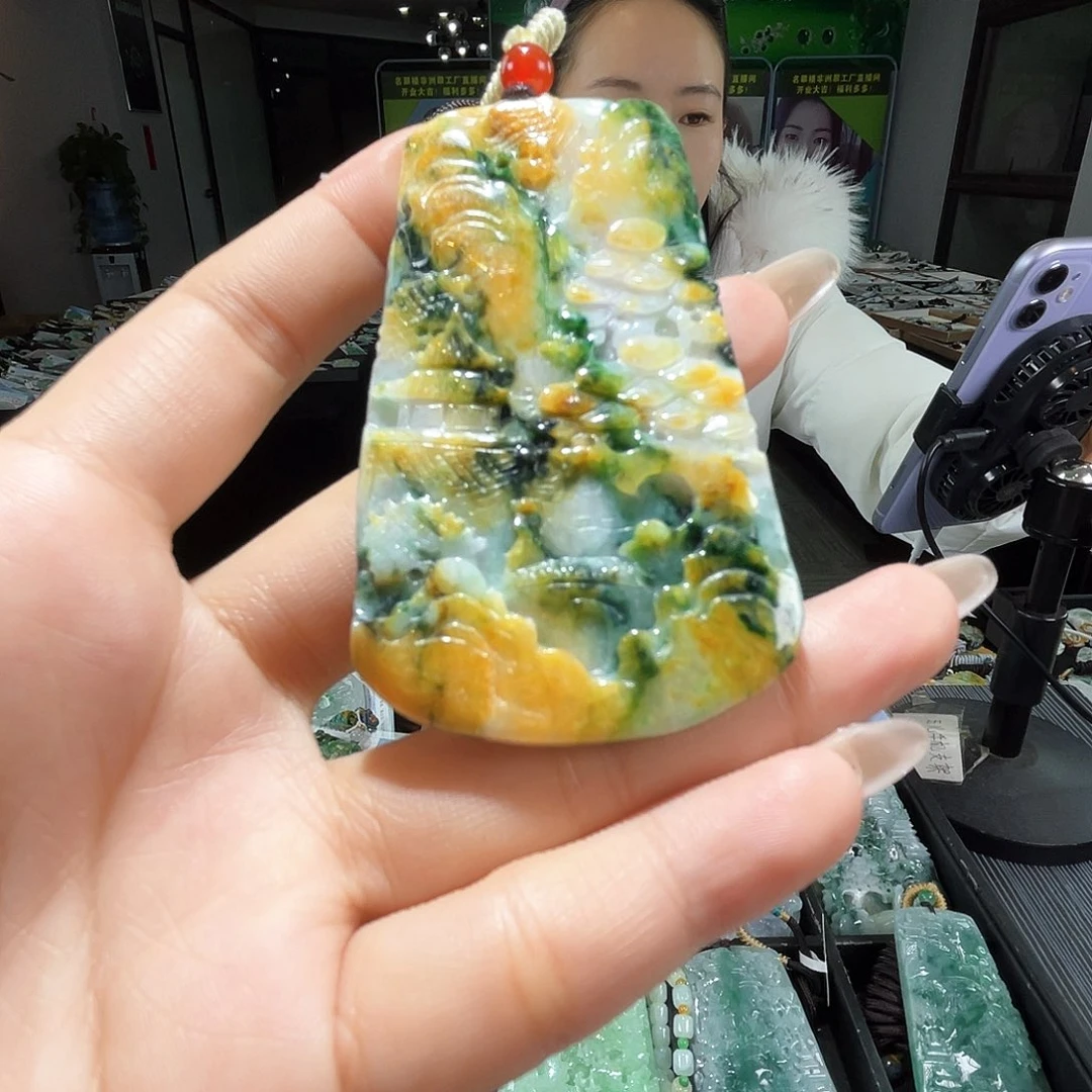 颈饰未镶嵌翡翠一
