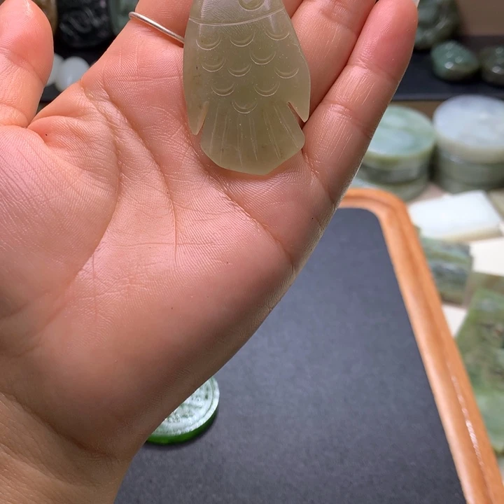 未镶嵌和田玉（糖玉）珠宝半成品