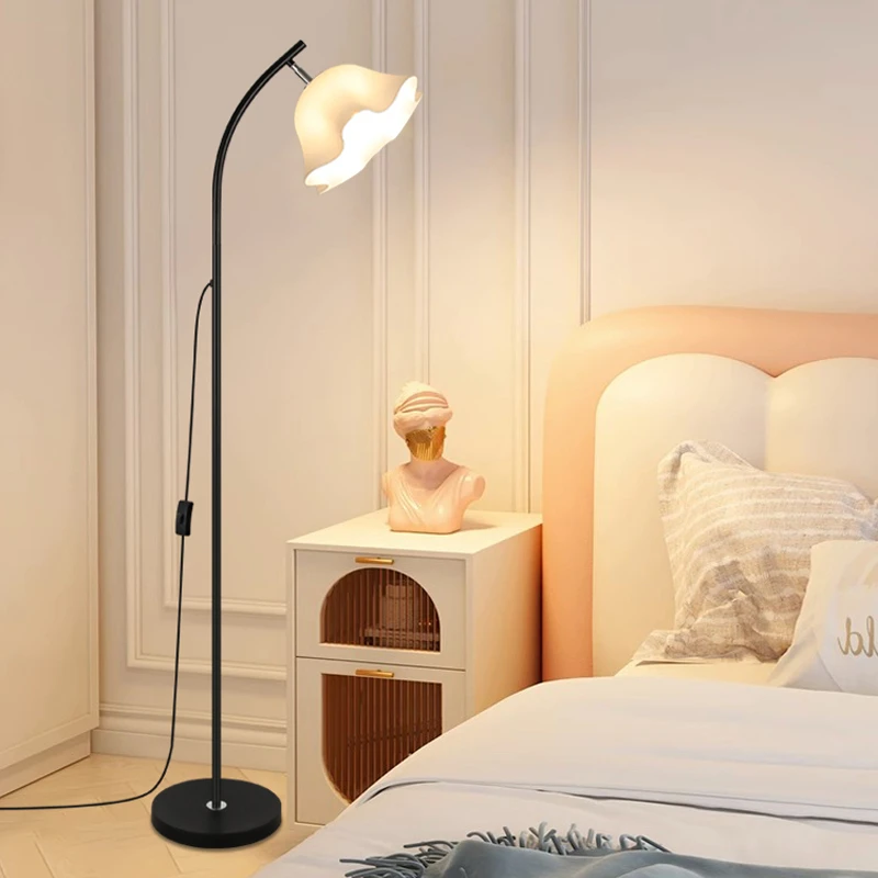 花朵落地灯客厅沙发ins风床头氛围现代简约北欧书房落地灯卧室