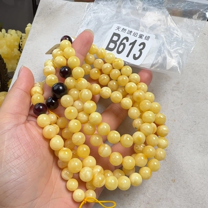 蜜蜡未镶嵌珠宝奇石9